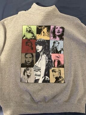 Taylor Swift Eras Tour Gray Quarter Zip Merch Small NEW